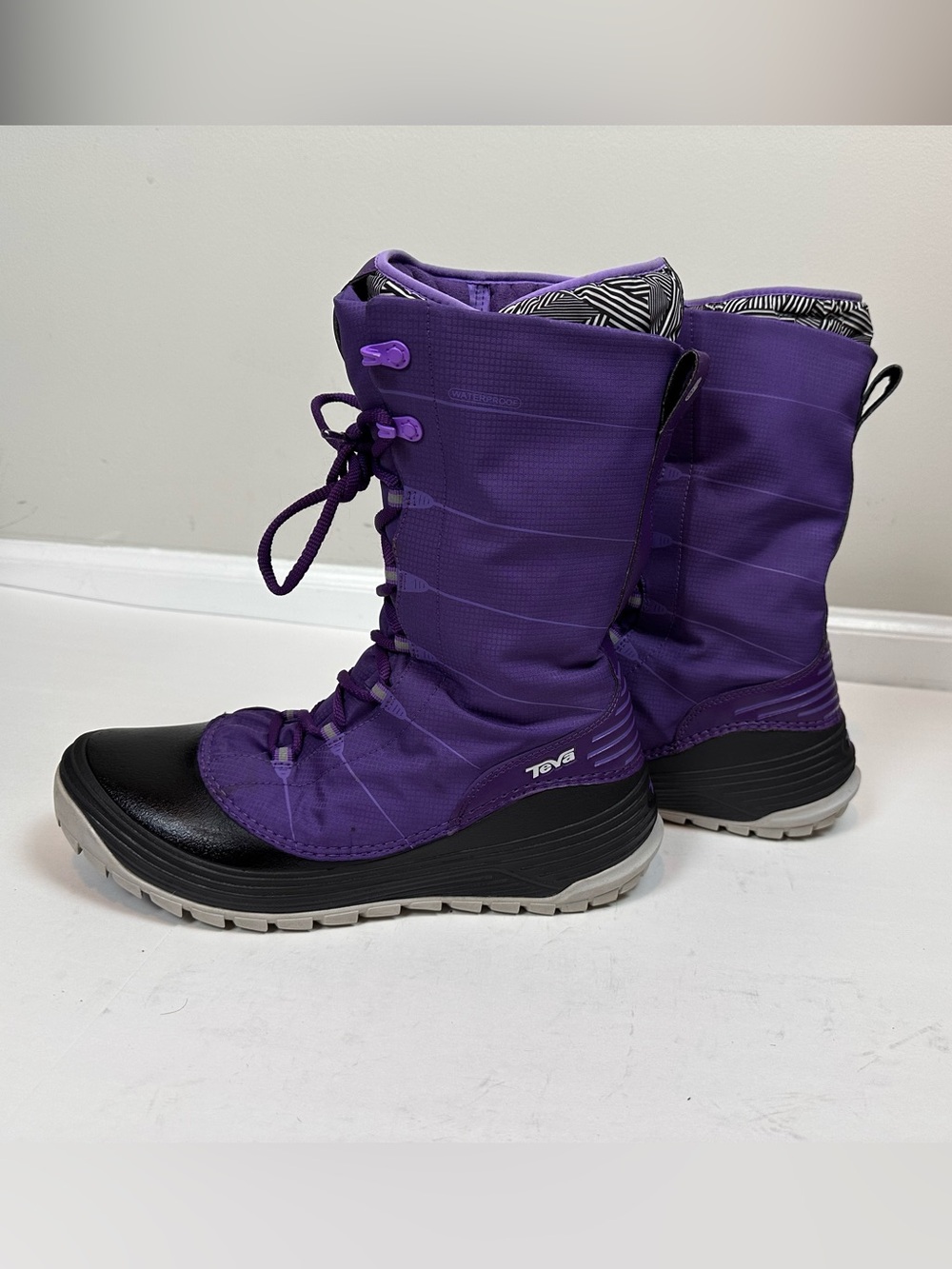 Teva Jordanelle 1003017 Waterproof Thinsulate Snow Boots Purple Women 9.5